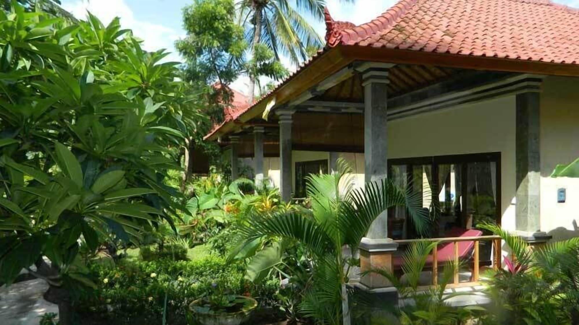 Bali Bhuana Beach Cottages Amed Eksteriør billede