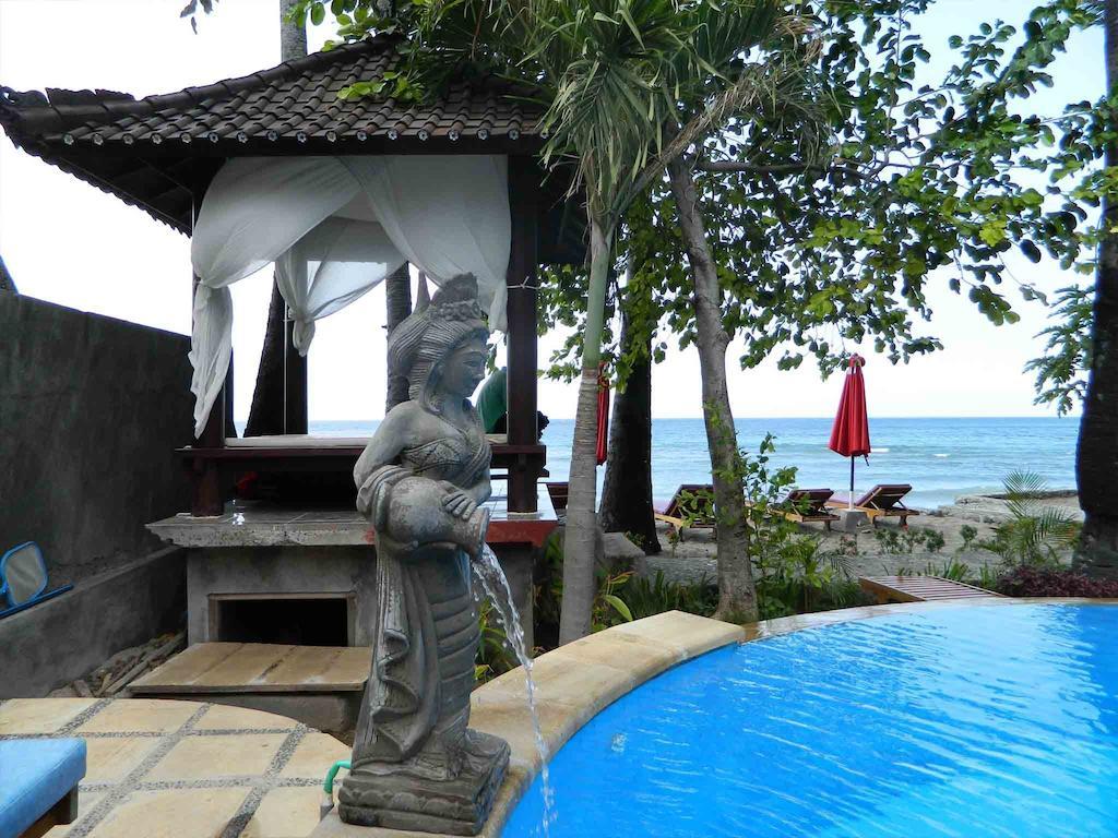 Bali Bhuana Beach Cottages Amed Eksteriør billede